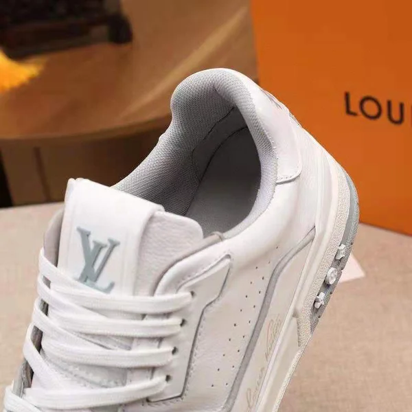 ルイヴィトン LVトレーナーライン スニーカー