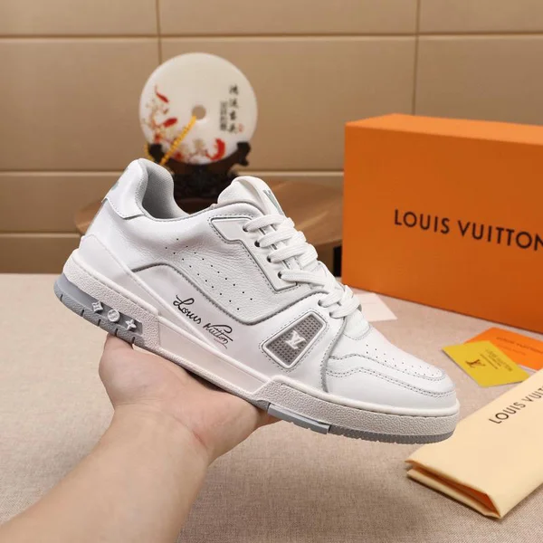 ルイヴィトン LVトレーナーライン スニーカー