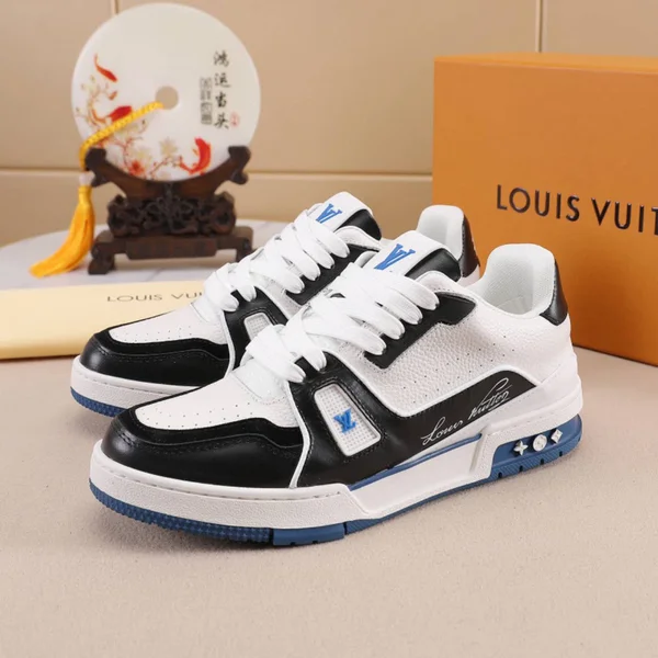 Louis Vuitton ロゴ シグネチャー スニーカー