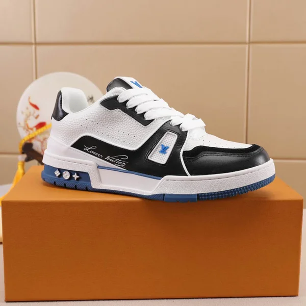 Louis Vuittonスポーツ シューズ 人気