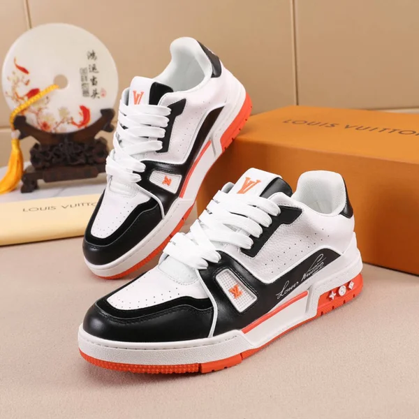 ルイヴィトン トレーナーラインスニーカー