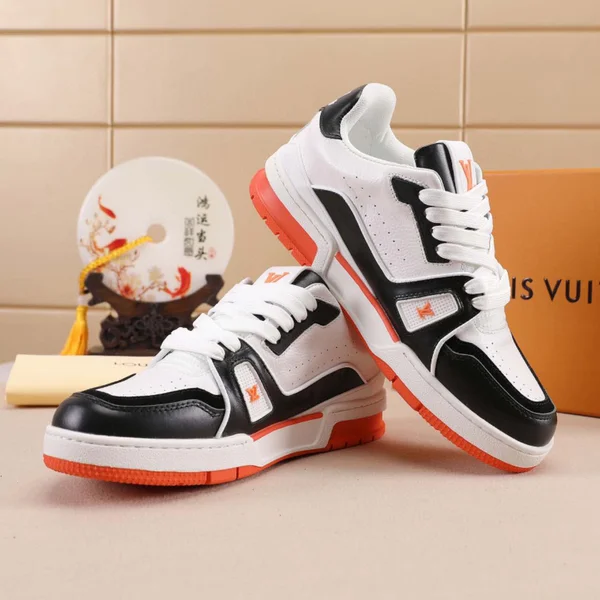 ルイヴィトン スポーツ メンズ靴