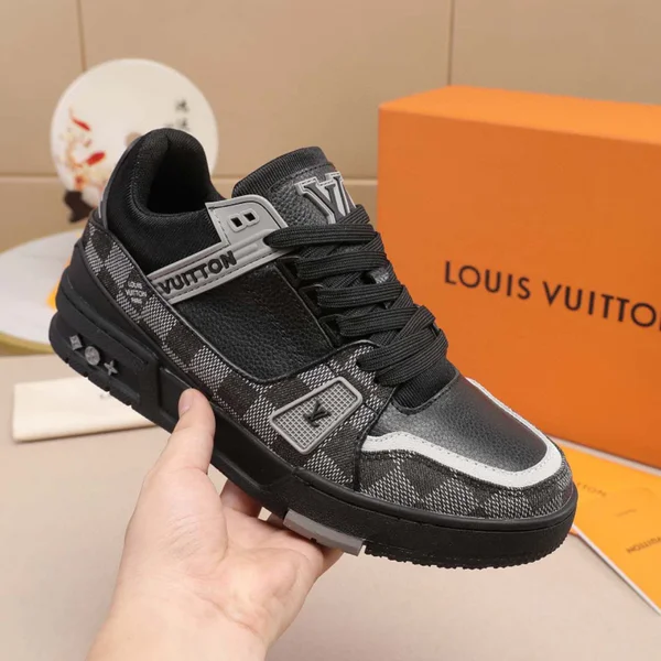 LOUIS VUITTON Trainer スニーカー