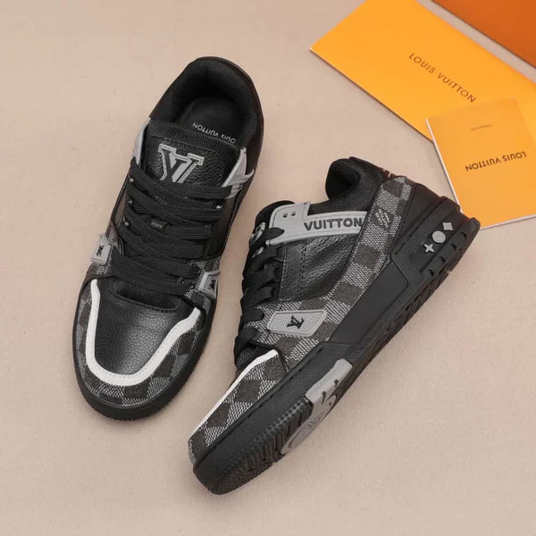 LOUIS VUITTON Trainer スニーカー