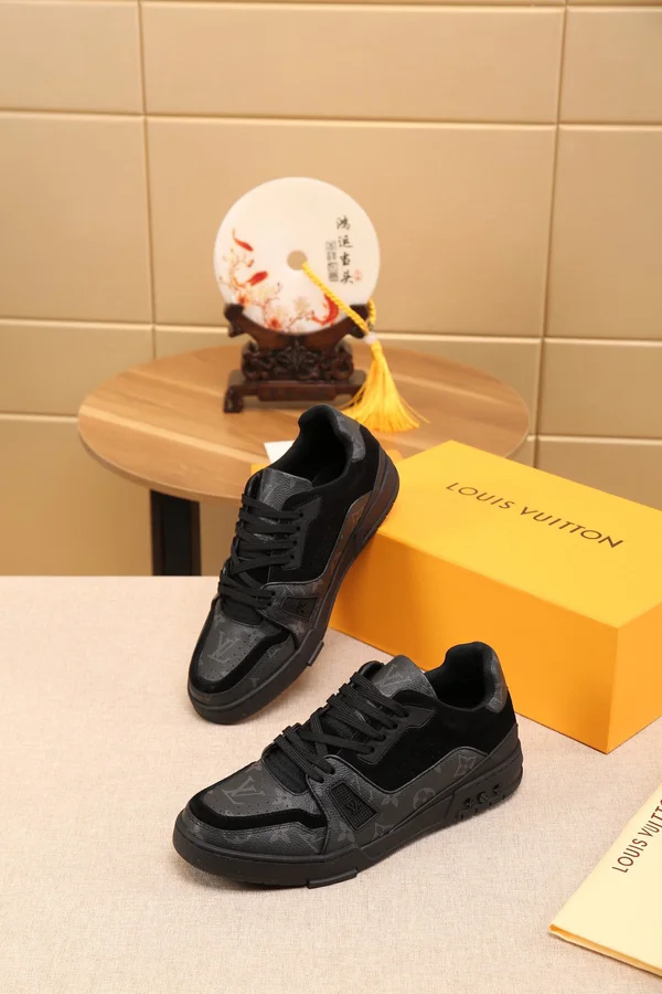 ルイヴィトン スニーカー モノグラム