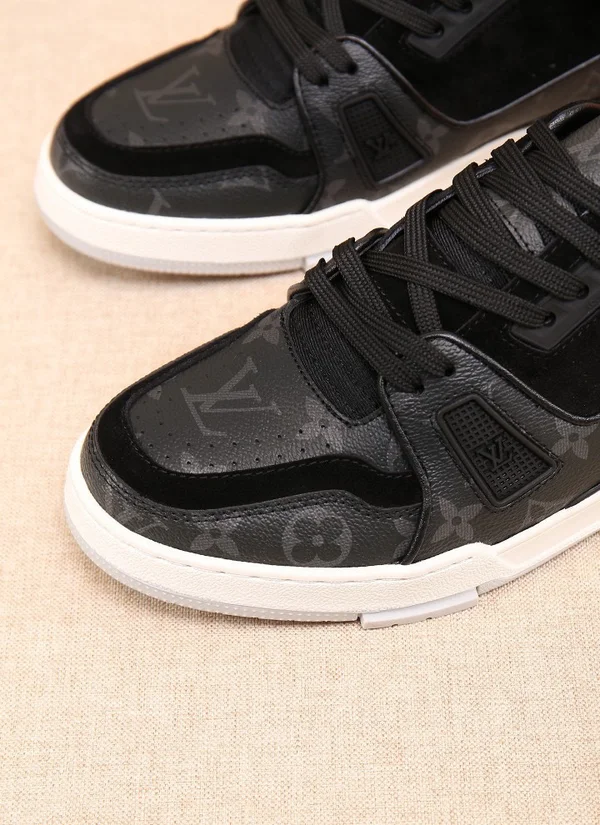 ルイヴィトン 靴 メンズ