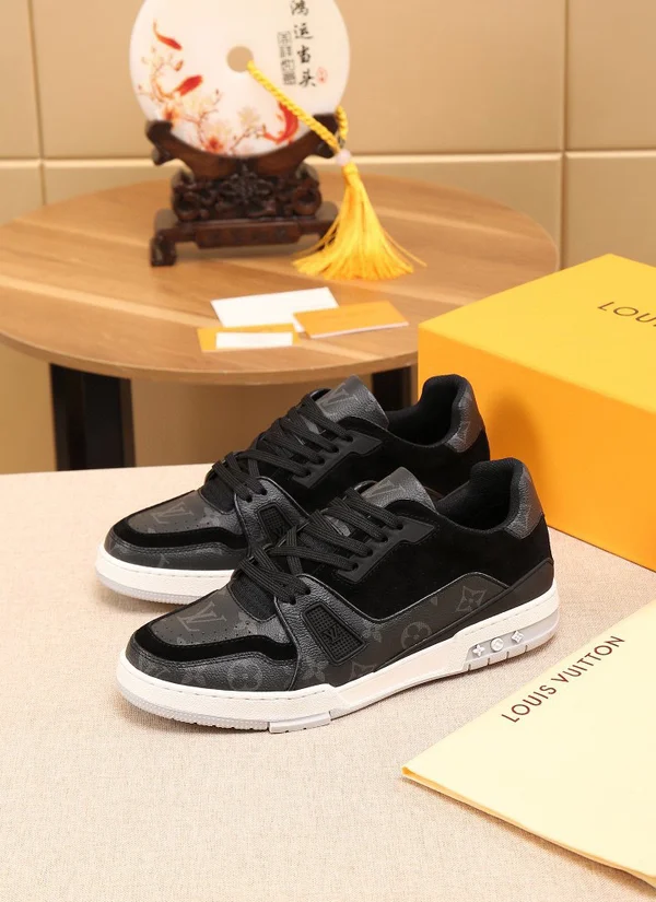 ルイヴィトン メンズ スニーカー