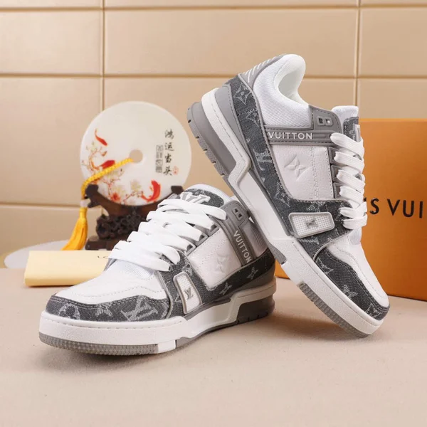 ブランド スニーカー 通販