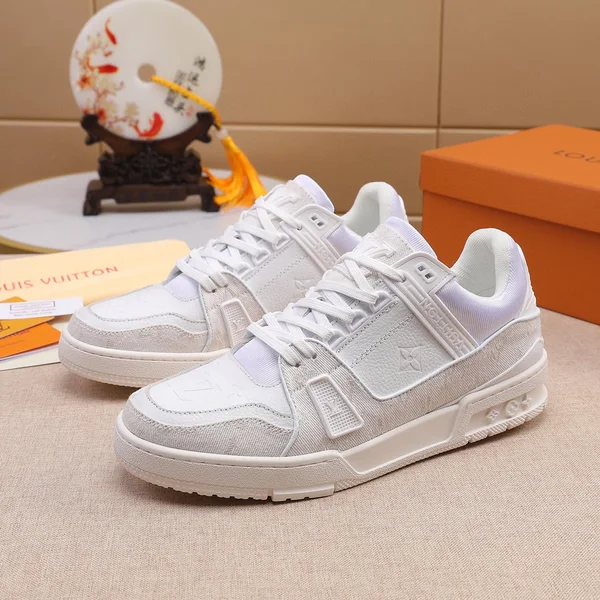 ルイヴィトン スポーツシューズ