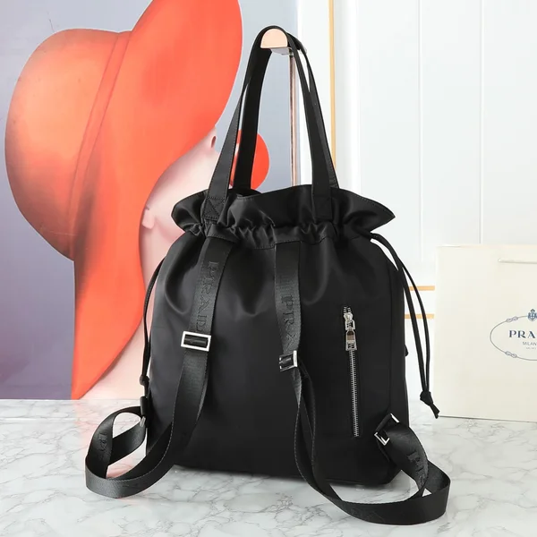 プラダ Re-Nylon バックパック
