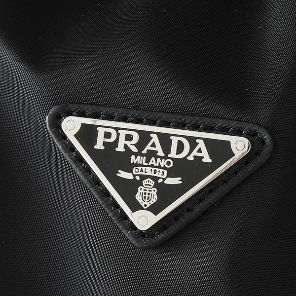 プラダ Re-Nylon バックパック