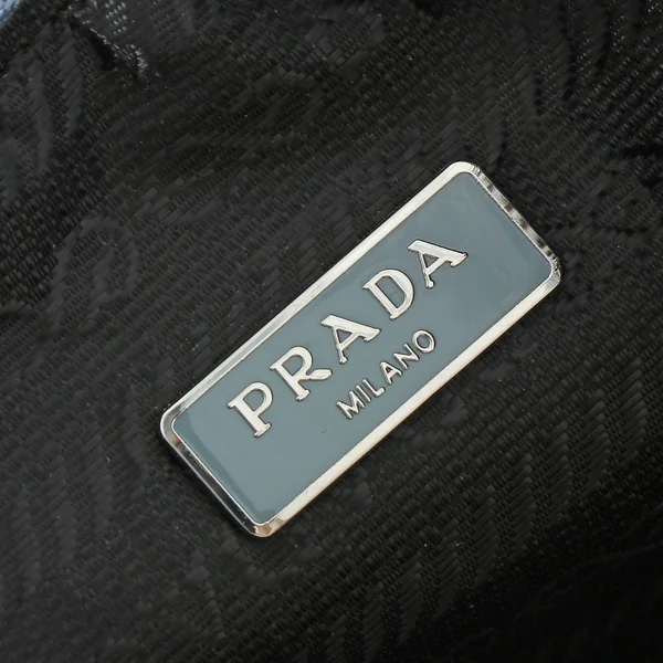 PRADA ミニバッグ ライトブルー
