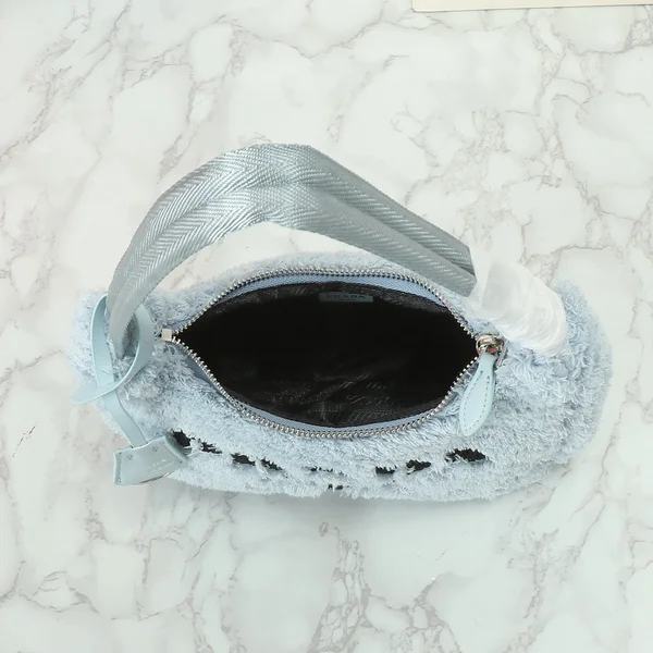 プラダ ミニ テリー