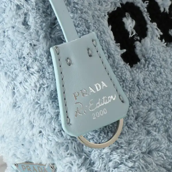 リエディション 2000 ショルダーバッグ PRADA