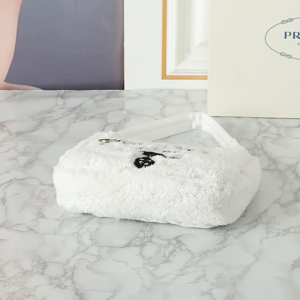 PRADA ミニ テリー