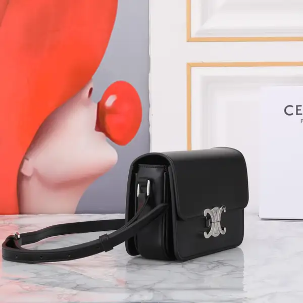 CELINE ティーン ショルダーバッグ