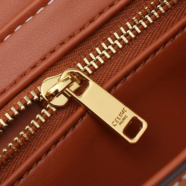 セリーヌ ミニ ショルダーバッグ