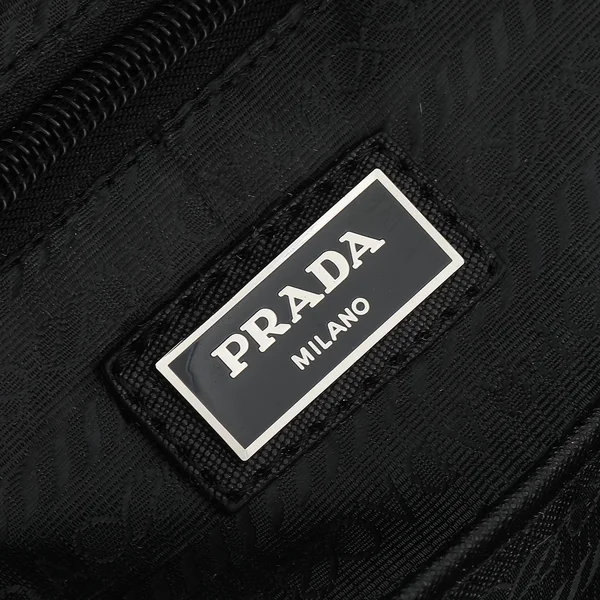 PRADA リュックサック メンズ
