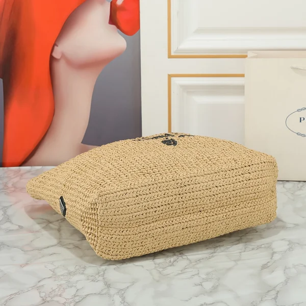 プラダ トートバッグ