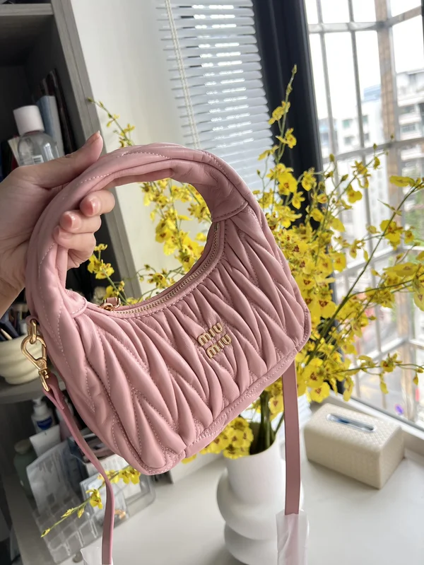 ミュウミュウ ミニ ショルダーバッグ