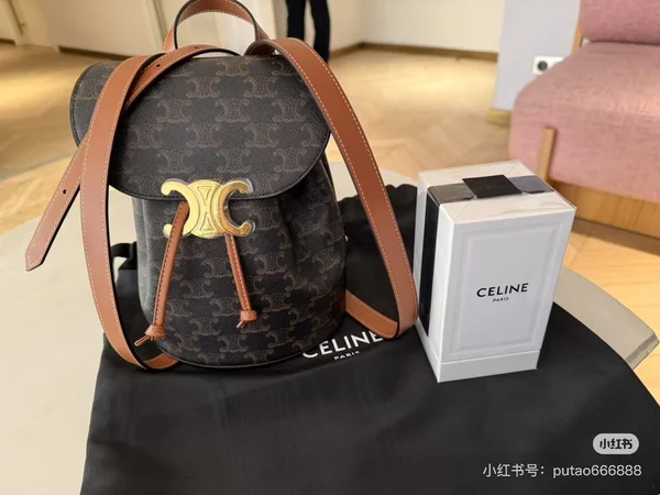 セリーヌ ボニー リュック