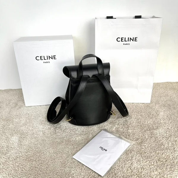 CELINE リュック 女子