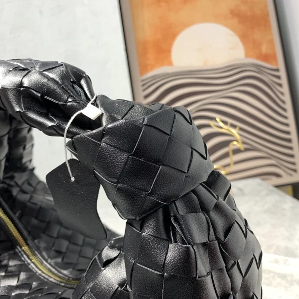 ボッテガヴェネタ レザー ジョディ