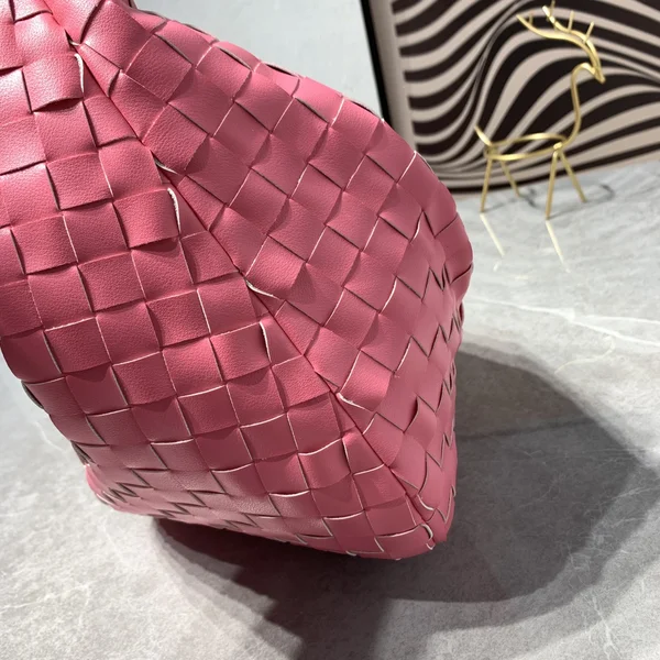 ボッテガヴェネタ ミニ ハンドルバッグ