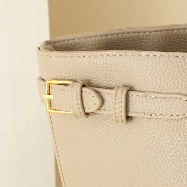 セリーヌ ラージトートハンドバッグ