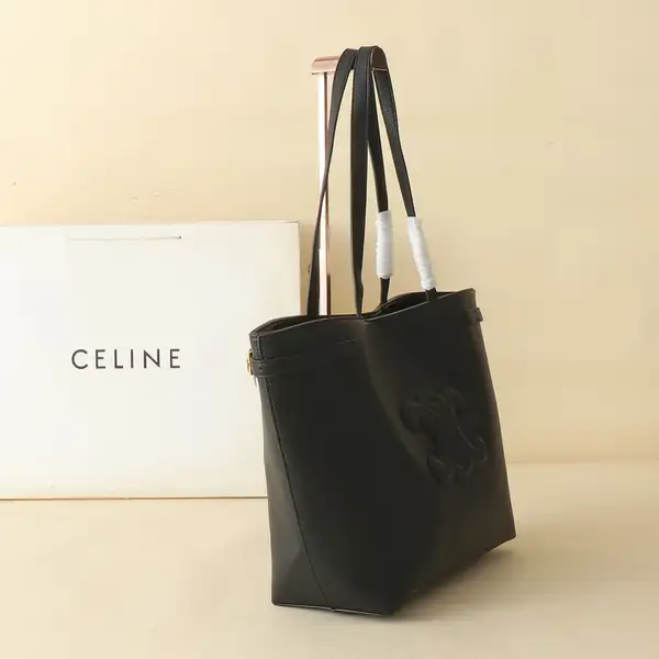 CELINE カバ アナイス トートバッグ