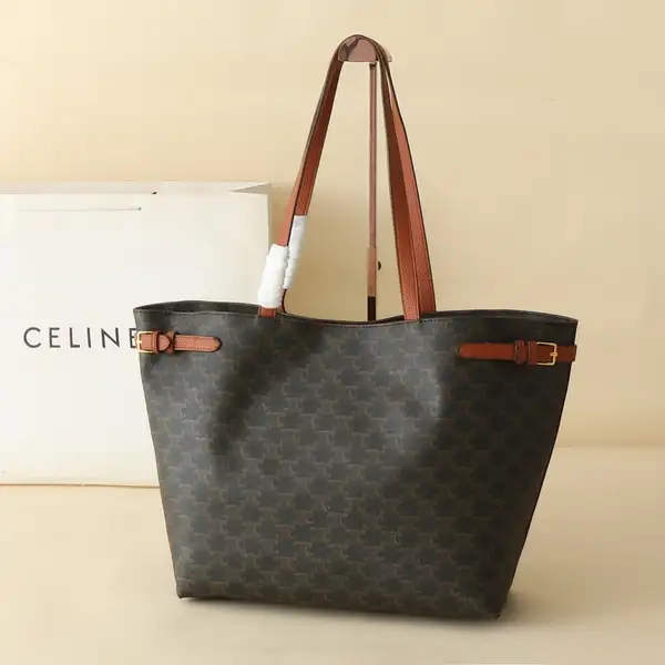 セリーヌ レディース カバ アナイス