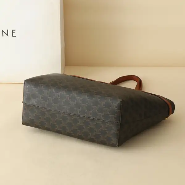 セリーヌ アナイス