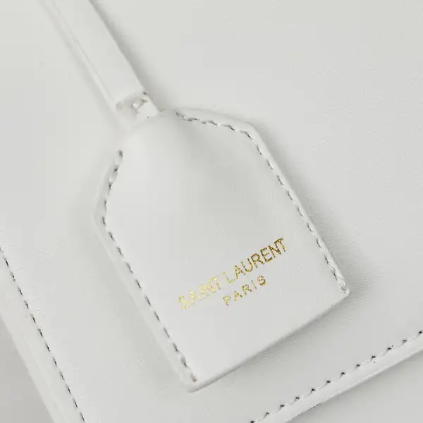 サンローラン ミディアム ショルダーバッグ