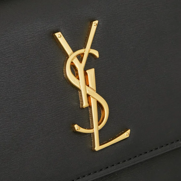 YSL チェーンバッグ 人気