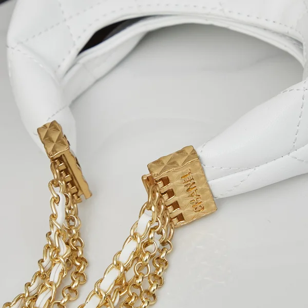 シャネル バッグ 最高級