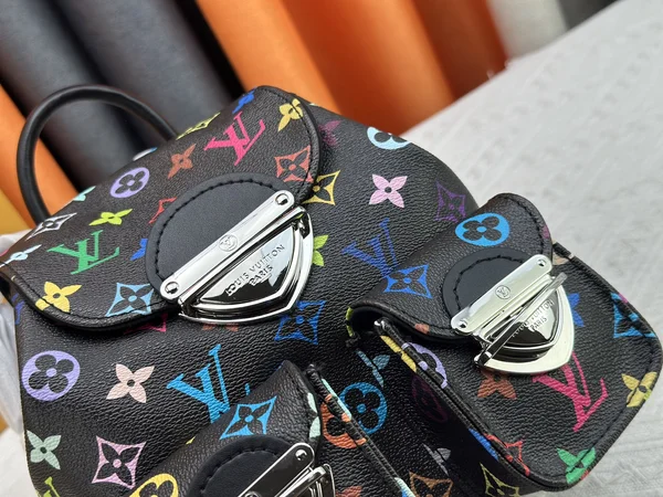 ルイヴィトン モノグラムバックパック