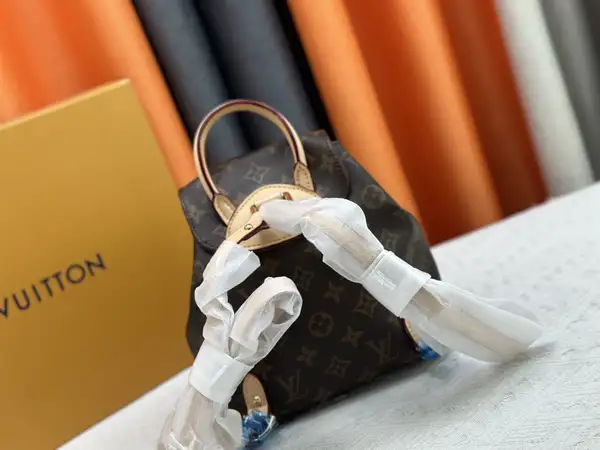 ルイヴィトン パック コピー