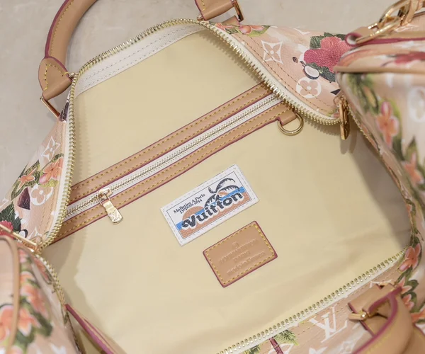 ルイヴィトン バンドリエール 50 サーフィン