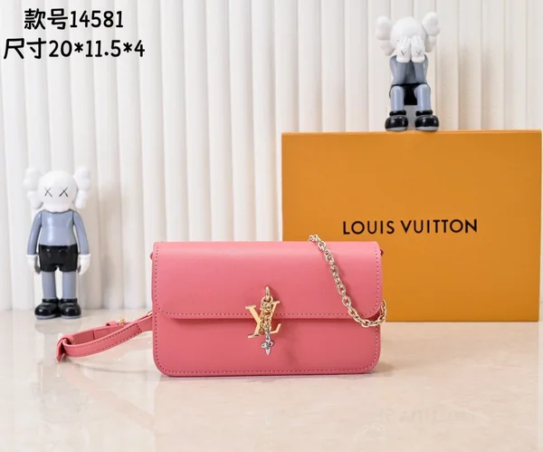 Louis Vuitton ウォレット オン チェーン