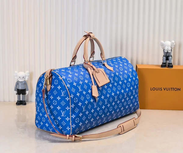 ルイヴィトン バンドリエール 50 ブルー