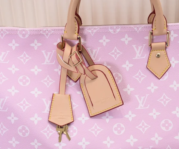 上品 Louis Vuitton スピーディ P9