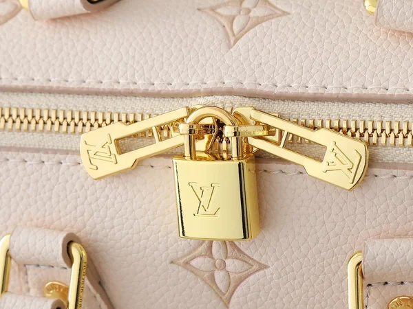 ルイヴィトン バンドリエール 20レディースファッション