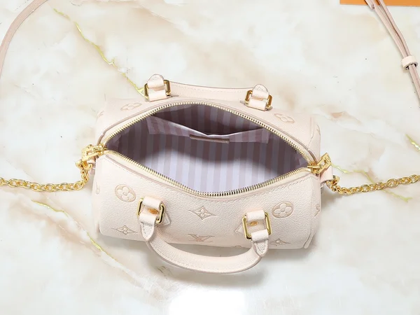 ルイヴィトン 2awy ショルダーバッグ クリームベージュ