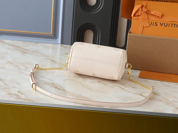 ルイヴィトン バンドリエール 20レディースファッション