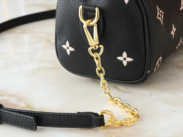 ルイヴィトン バンドリエール 20 ハンドバッグ