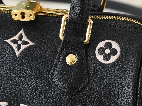 ルイヴィトン バンドリエール 20 ハンドバッグ