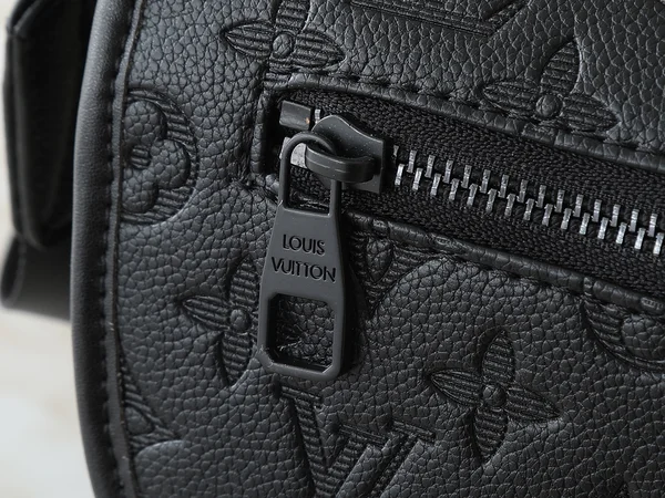 ルイヴィトン M14874 スーパーコピー