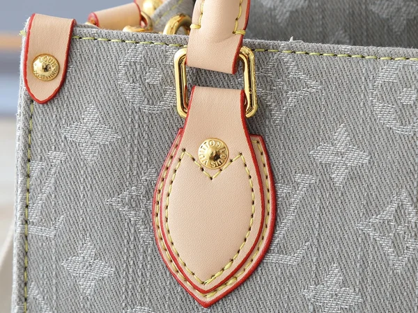 Louis Vuitton オンザゴー MM デニムトートバッグ