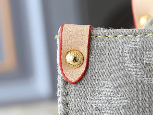 Louis Vuitton オンザゴー MM デニムトートバッグ