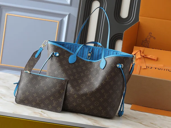 LOUIS VUITTON ネヴァーフル インサイドアウトMM